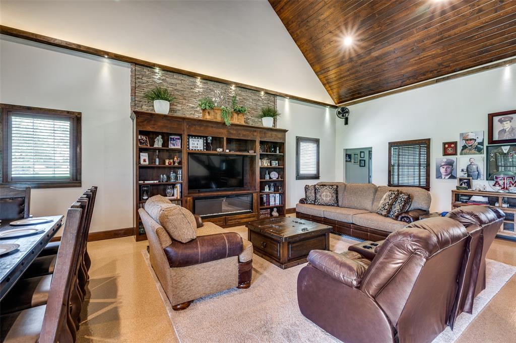 THE ORCHARDS ON THE BRAZOS - Residential