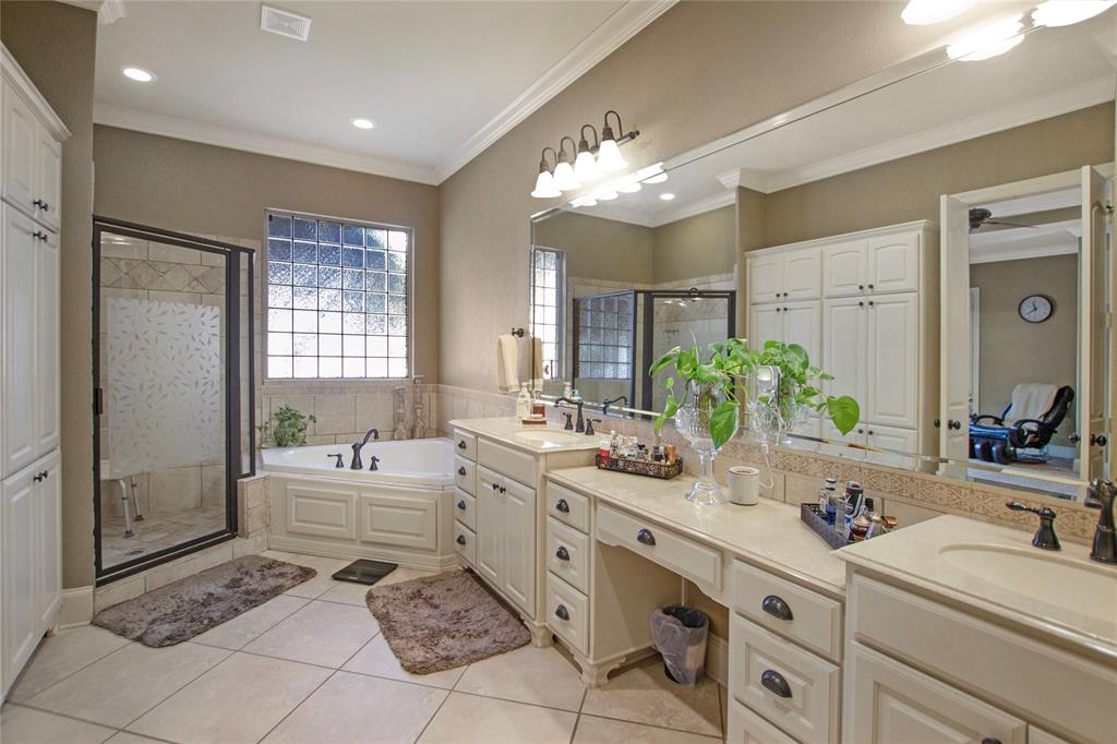 Holly Heights - Residential