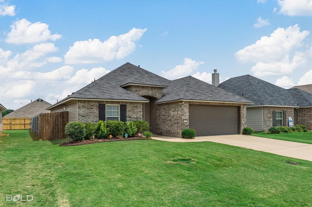 Bossier City, Louisiana 71111, United States, 3 Bedrooms Bedrooms, ,2 BathroomsBathrooms,Residential,Contingent,146785