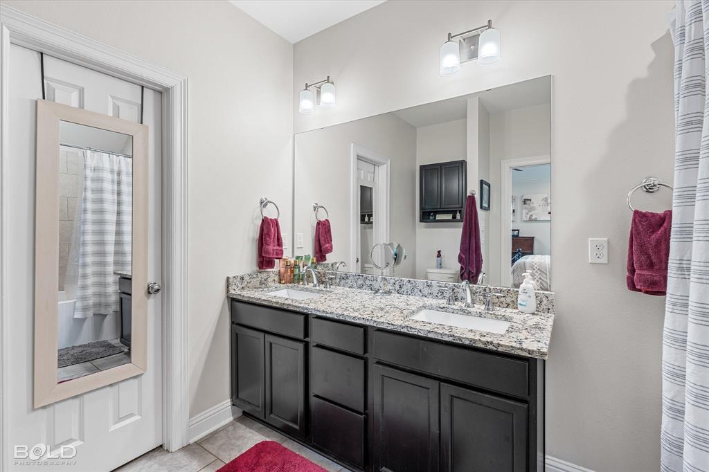 Bossier City, Louisiana 71111, United States, 3 Bedrooms Bedrooms, ,2 BathroomsBathrooms,Residential,Contingent,146785