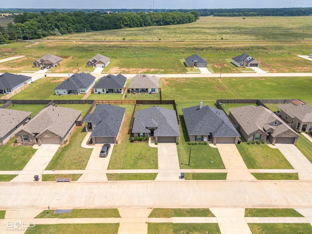 Bossier City, Louisiana 71111, United States, 3 Bedrooms Bedrooms, ,2 BathroomsBathrooms,Residential,Contingent,146785