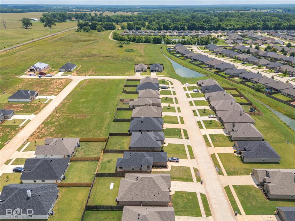 Bossier City, Louisiana 71111, United States, 3 Bedrooms Bedrooms, ,2 BathroomsBathrooms,Residential,Contingent,146785