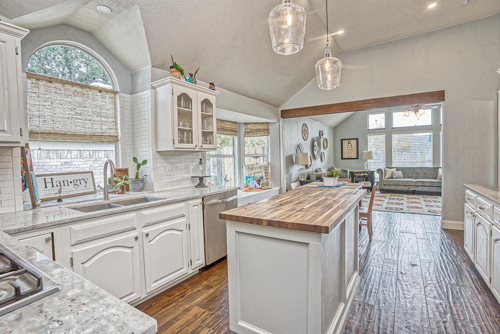 Foster Village Add - Residential