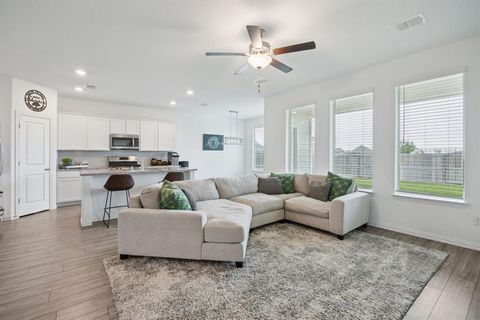 557 Pueblo Bonito Trail Fort Worth TX 76052