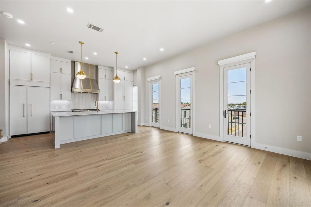 49 Arta Drive 105
