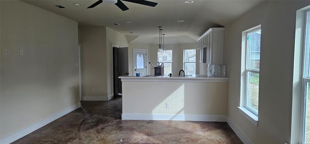 Central Ave - Residential Lease