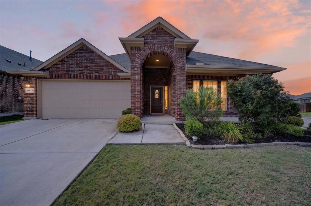 5825 Melville Lane