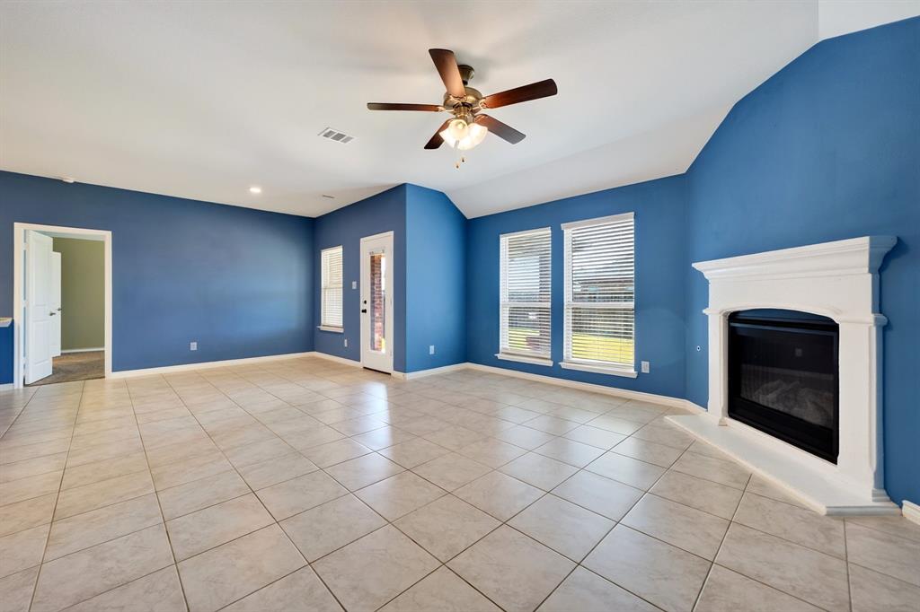 5825 Melville Lane