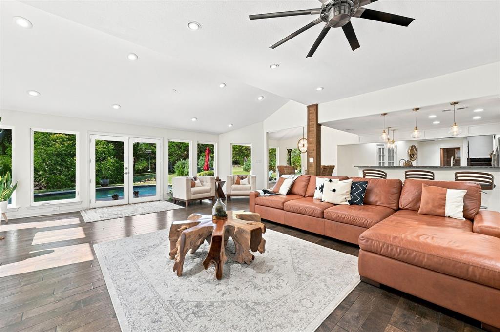 3840 Mockingbird Lane