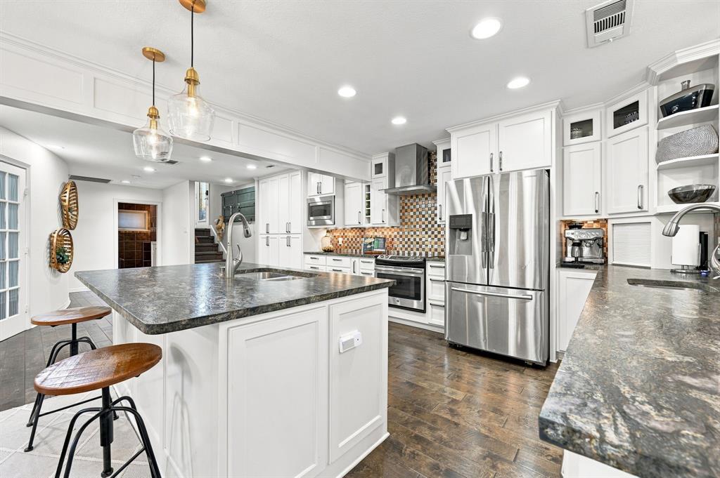 3840 Mockingbird Lane
