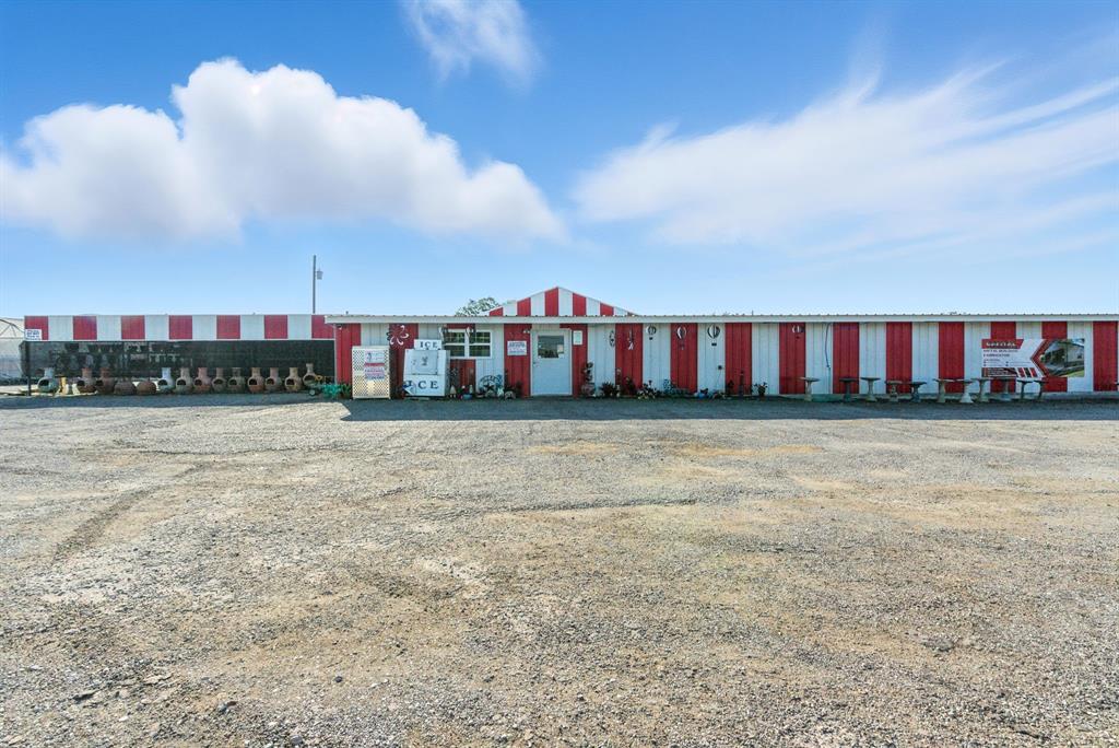 3240 Highway 183 N