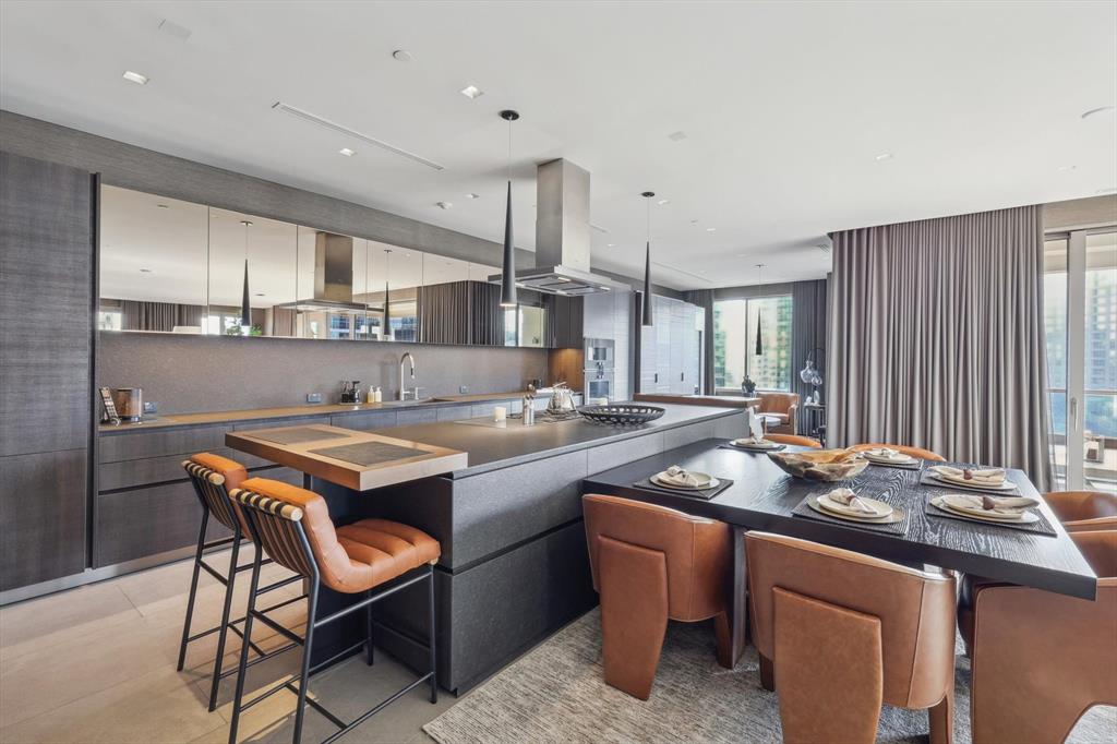2300 WOLF Street 7B