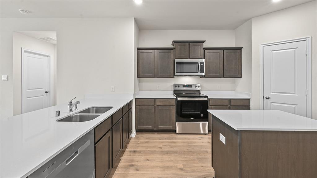Waverly Estates - Residential