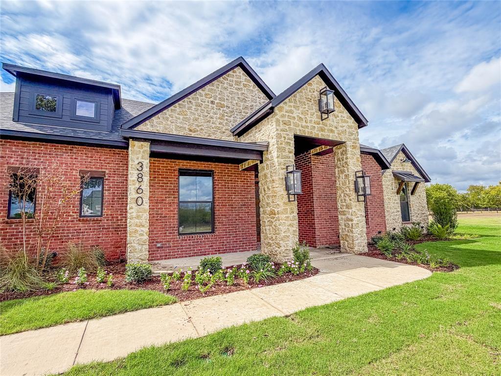 3860 Jacks Loop