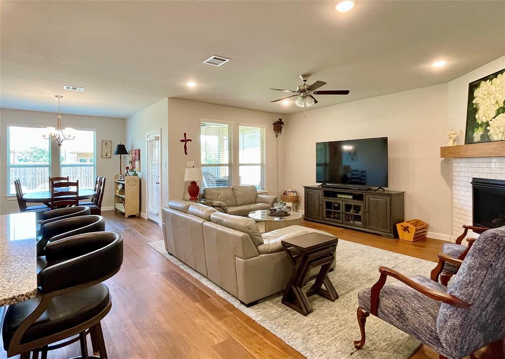 1412 Wolfberry Lane
