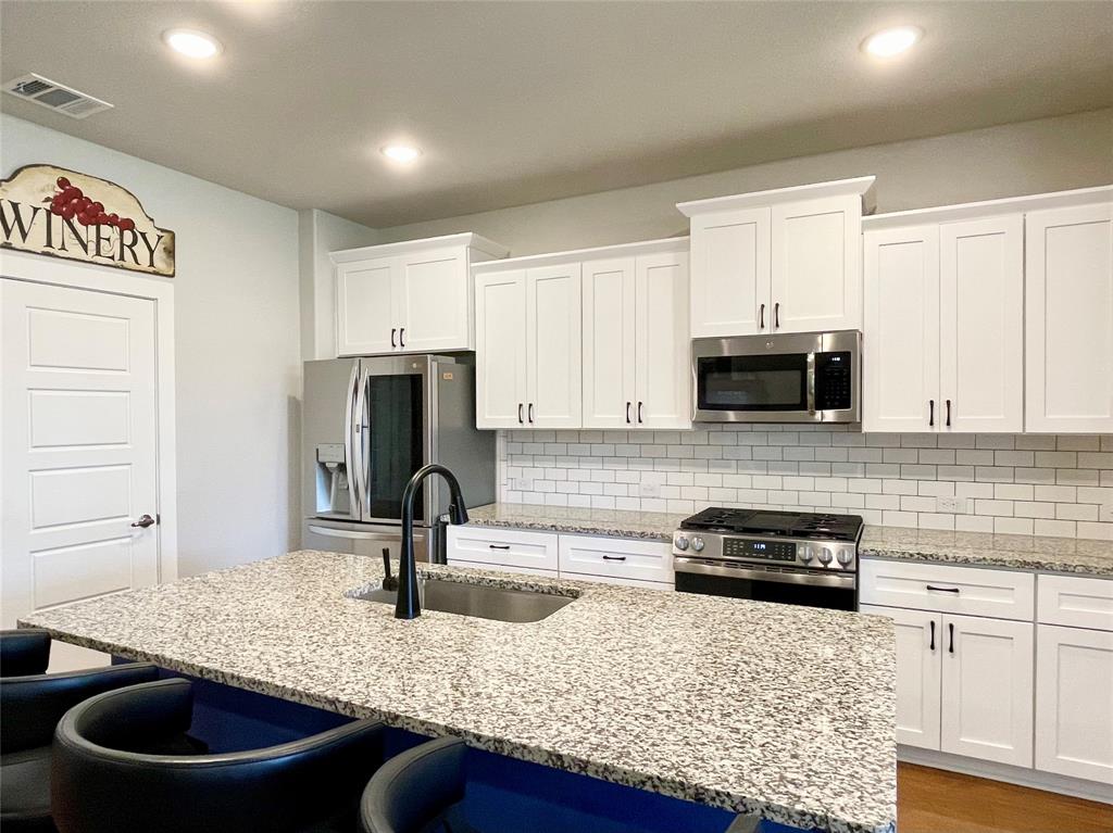 1412 Wolfberry Lane