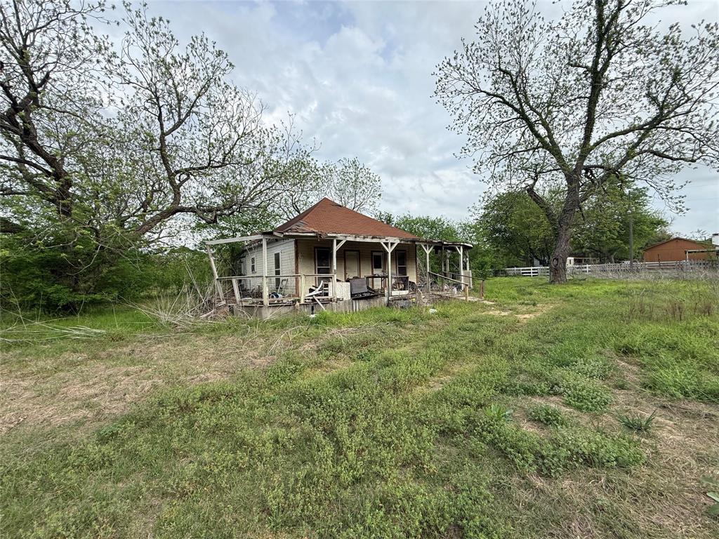 9722 County Road 3909