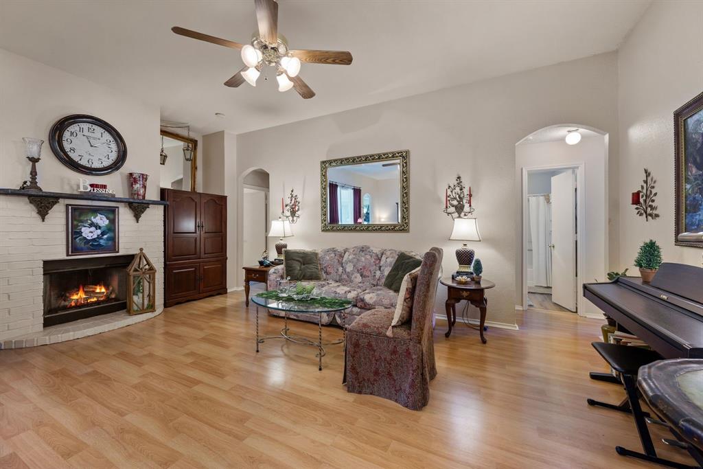 312 Comiskey Court