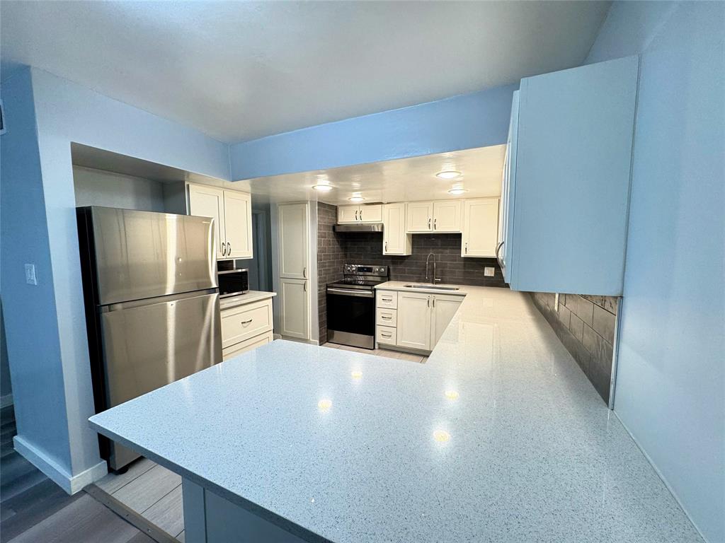 GARDENHOMES OF PRESTON PLACE - Residential Lease