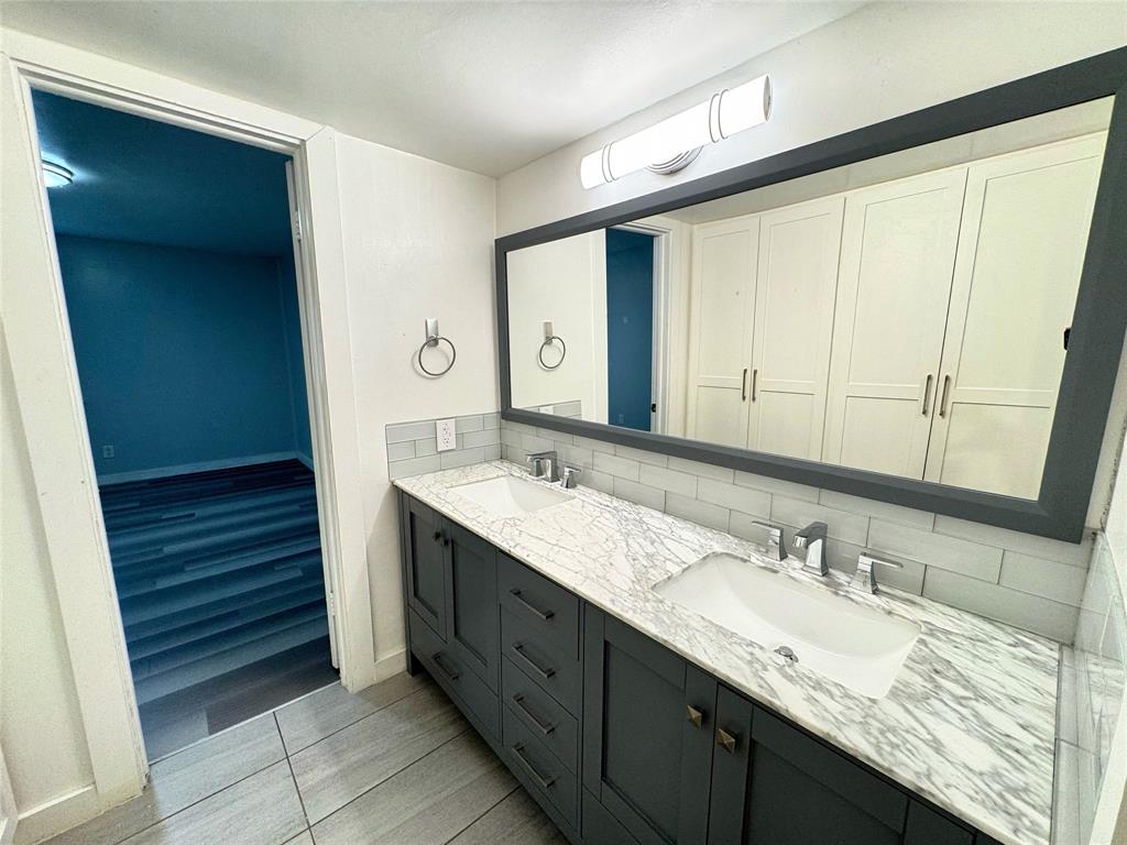 GARDENHOMES OF PRESTON PLACE - Residential Lease