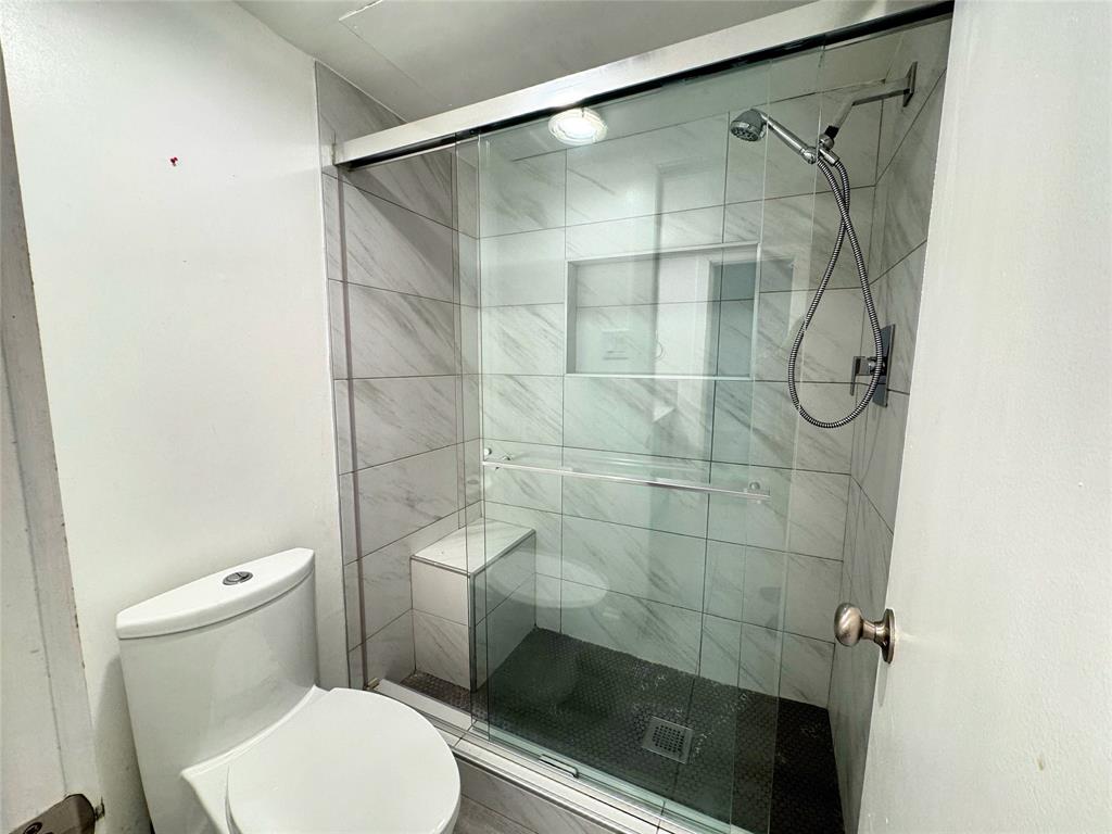 GARDENHOMES OF PRESTON PLACE - Residential Lease