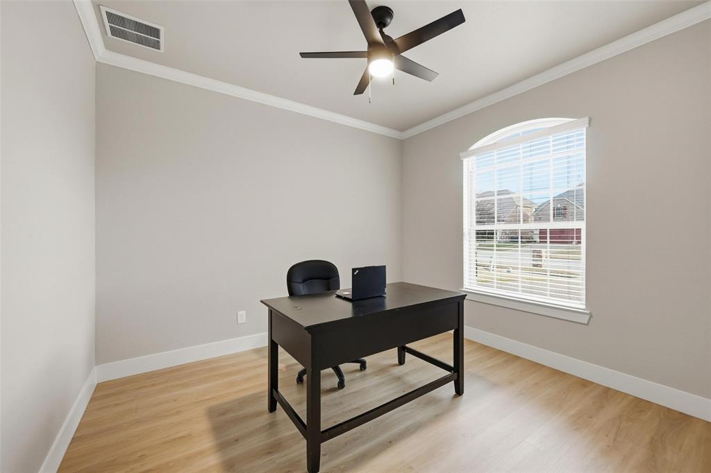 9510 Robinwoods Drive