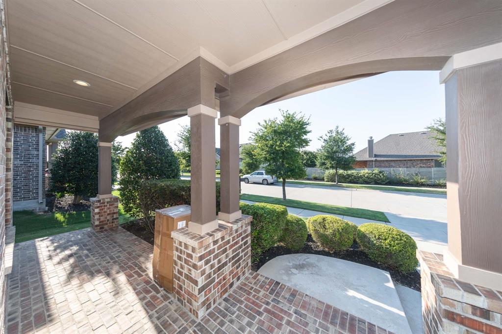 1825 Quail Lane