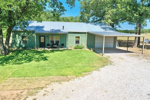 Single Family Residence in Springtown TX 2738 County Rd 3672.jpg