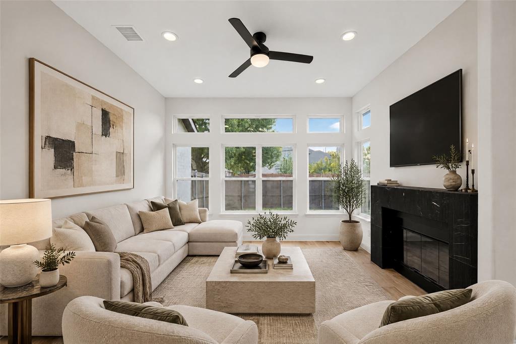 3017 Hibiscus Drive