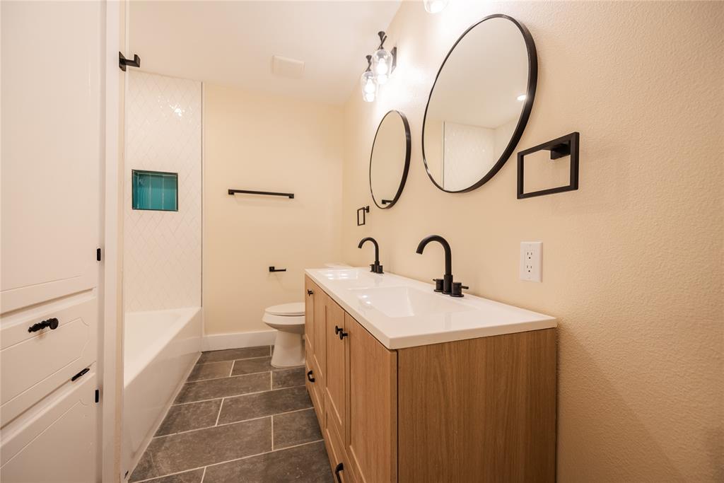 ST ANDREWS REV - Residential