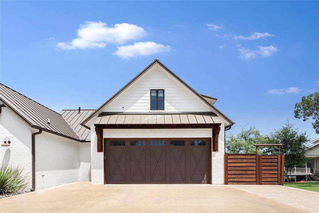 Gainesbend Park Lake - Residential