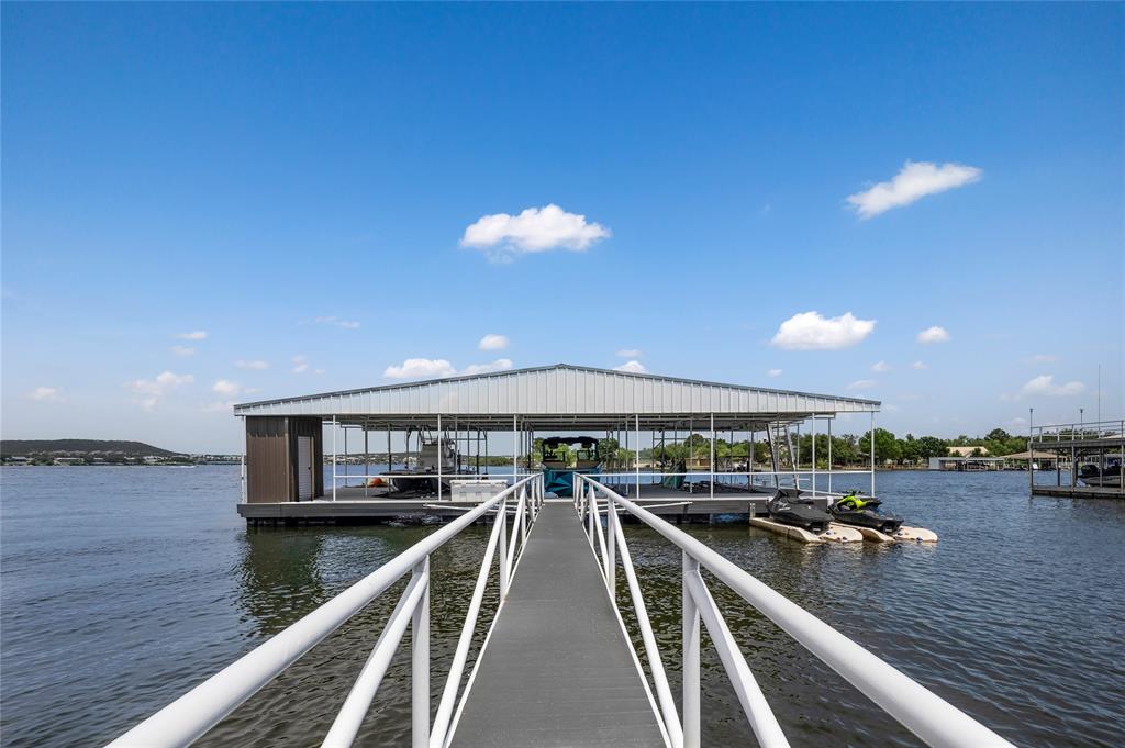 Gainesbend Park Lake - Residential