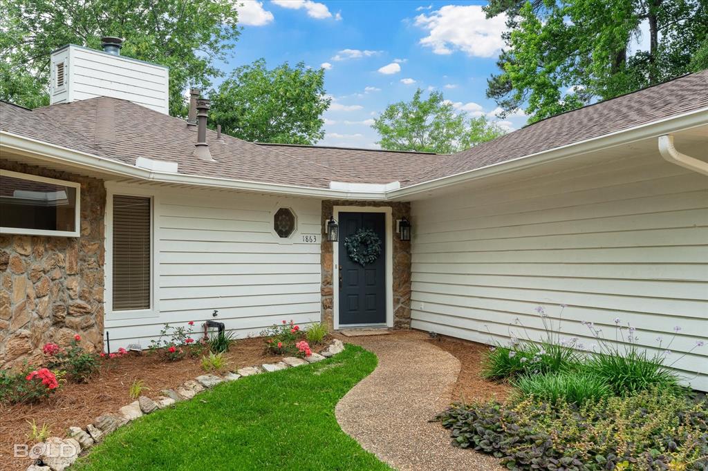 1863 Glen Cove Drive