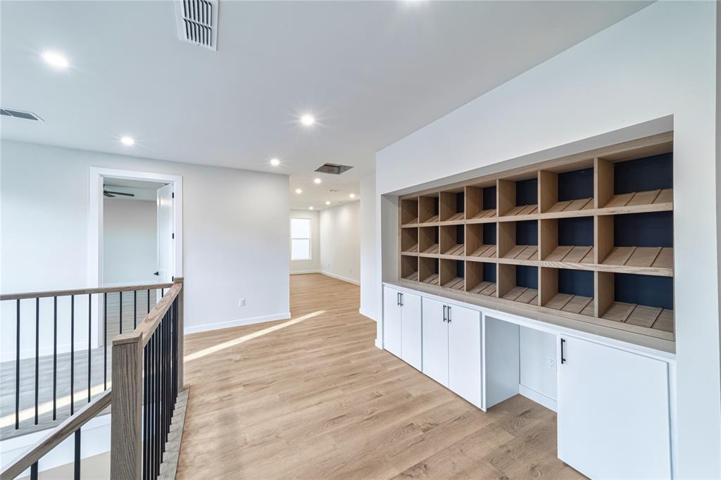 Alameda Heights - Residential