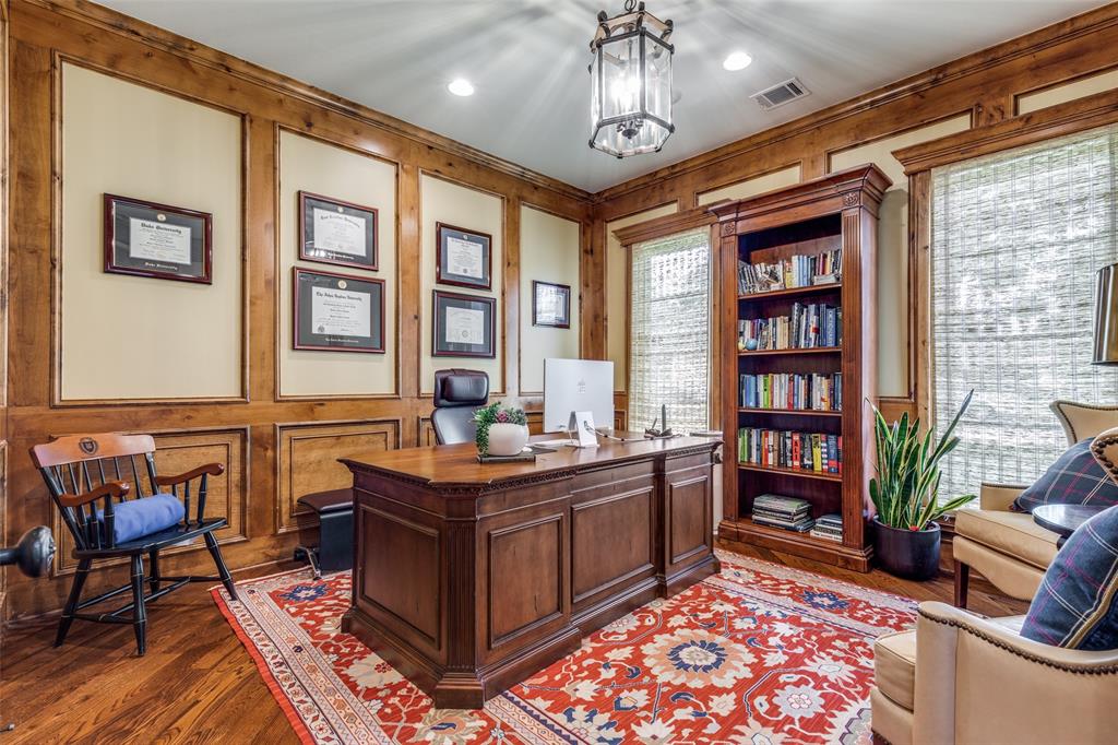 6453 Tulip Lane