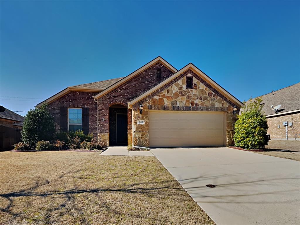 Photo 1 of 19 — 1618 Sherwood Drive, Anna, TX 75409