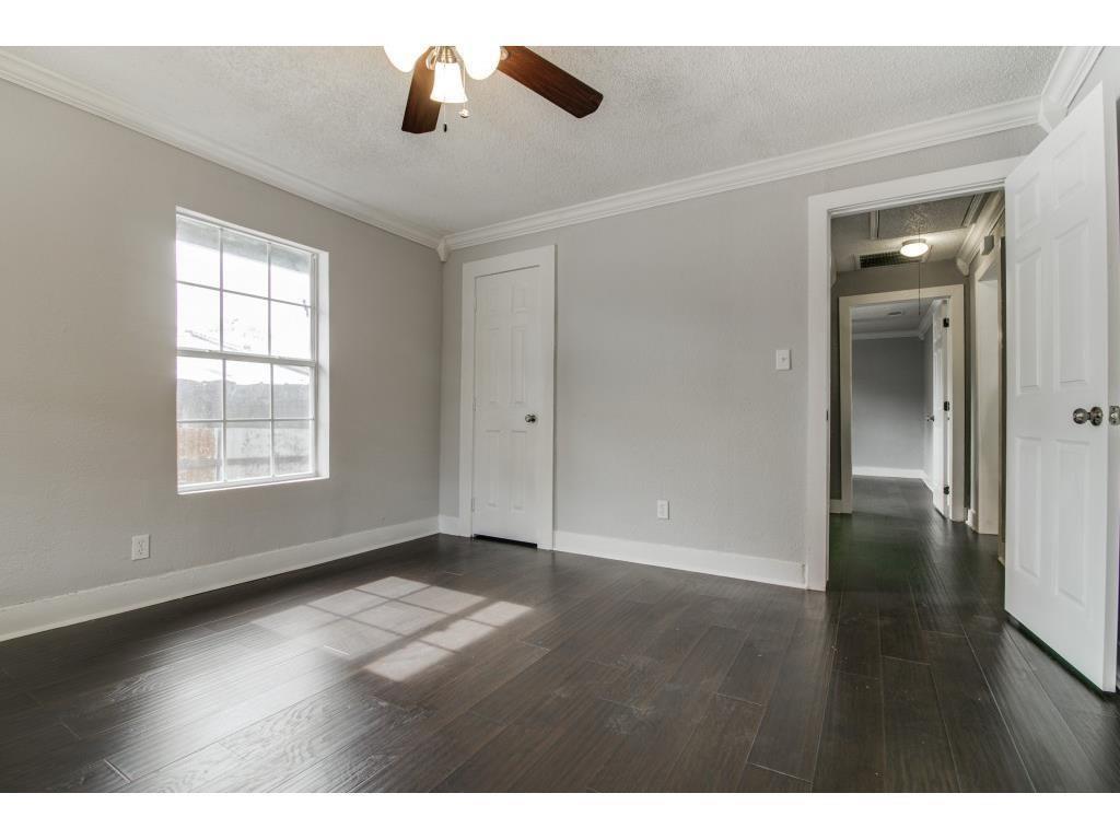 Miller & Stemmons Ballards - Residential