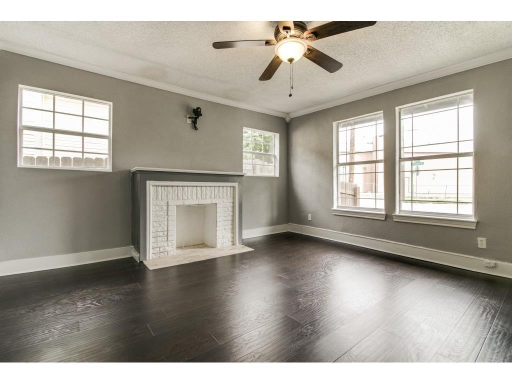 Miller & Stemmons Ballards - Residential