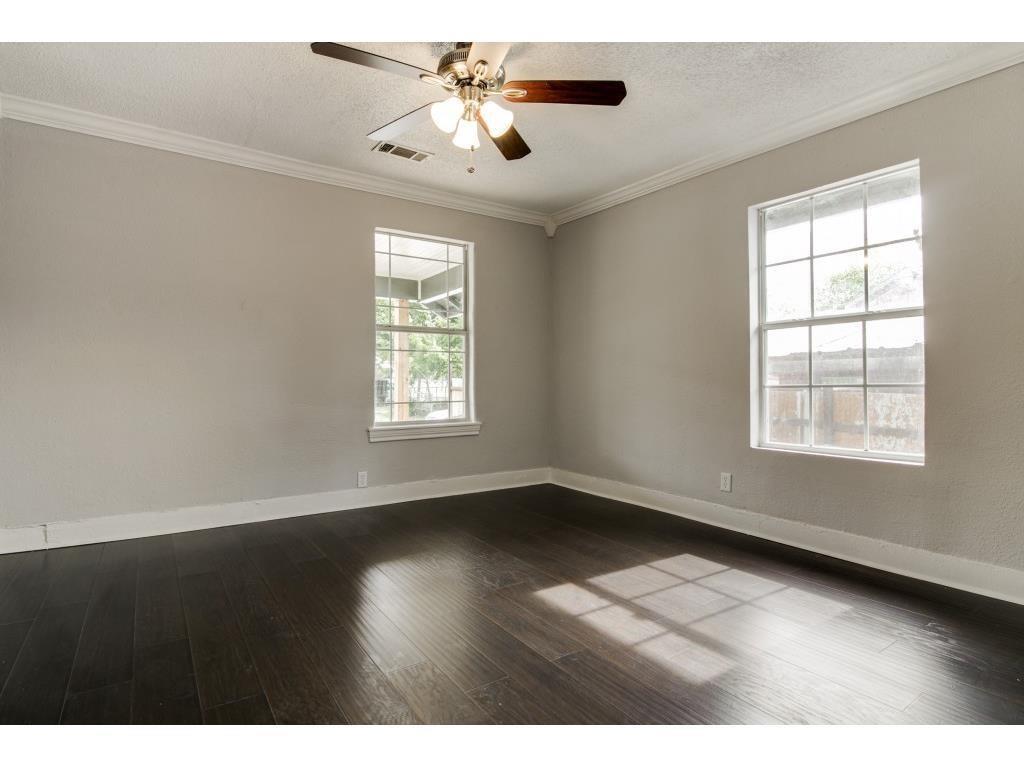 Miller & Stemmons Ballards - Residential