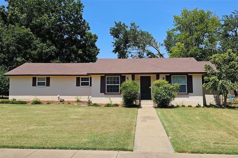 A home in Grand Prairie