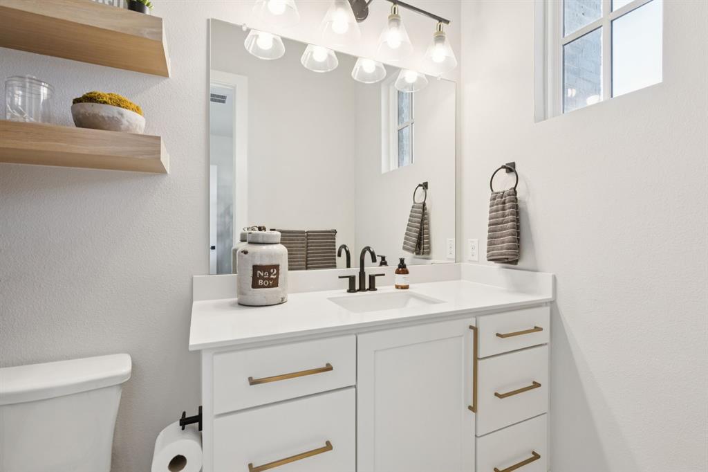 THE MEADOWS - Residential