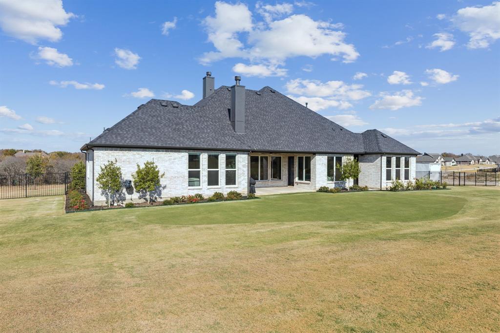 THE MEADOWS - Residential