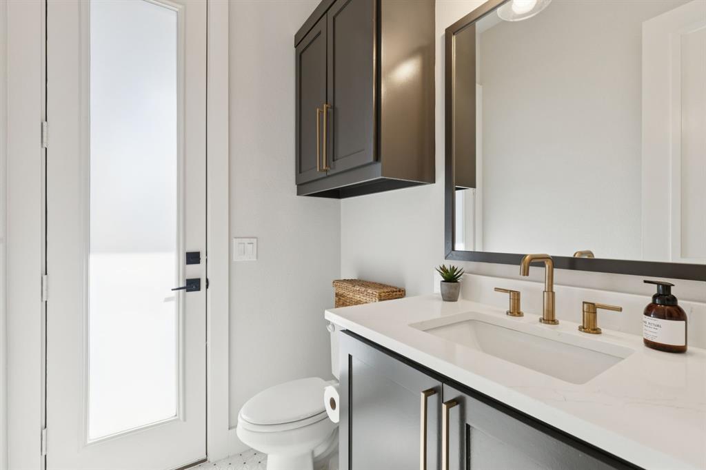 THE MEADOWS - Residential