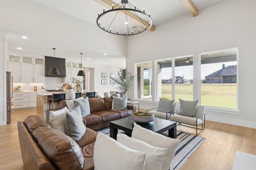 THE MEADOWS - Residential