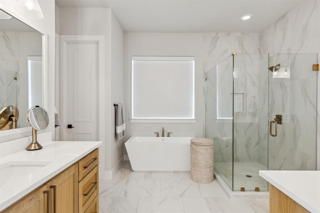 THE MEADOWS - Residential