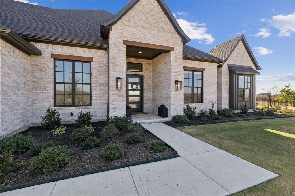 THE MEADOWS - Residential