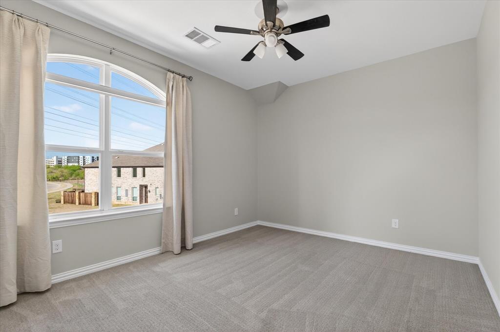 Castle Hills Ph 10 Lewisvil - Residential