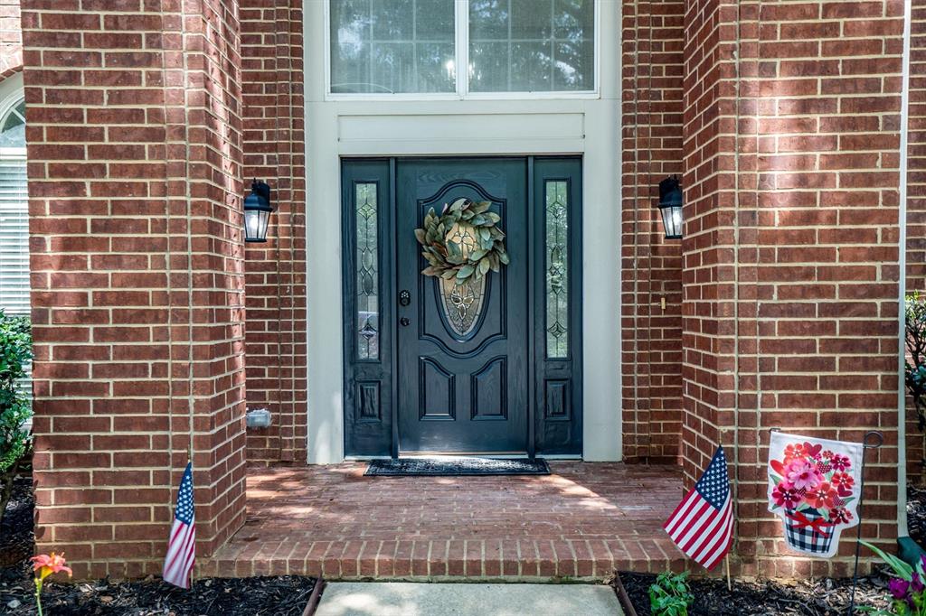 1092 Rosewood Drive