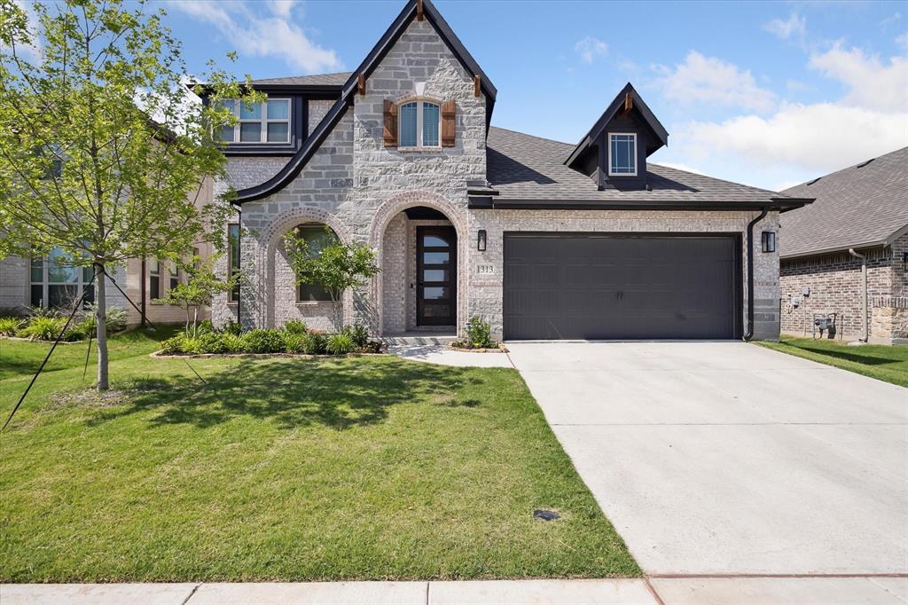 ARROW BROOKE - Residential