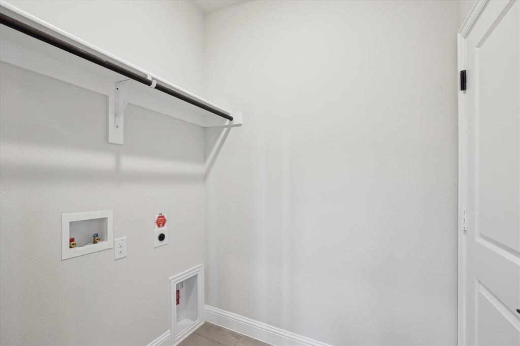 ARROW BROOKE - Residential